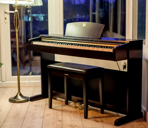 Piano Điện Yamaha CLP320